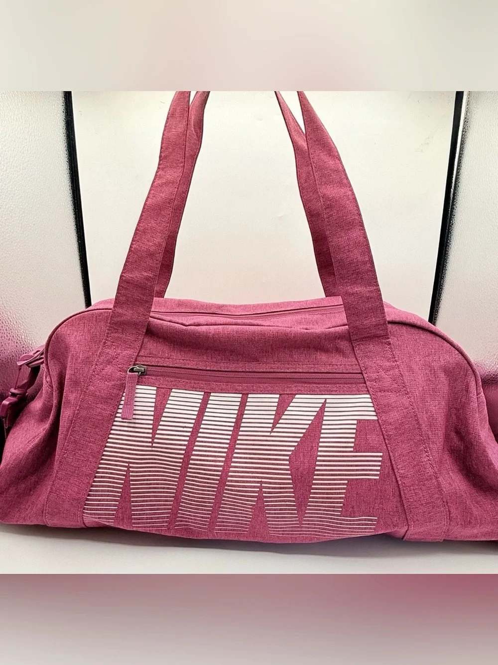 Nike Gym Club Training Duffel shoulder sport Bag heathered burgundy  Rush Pink